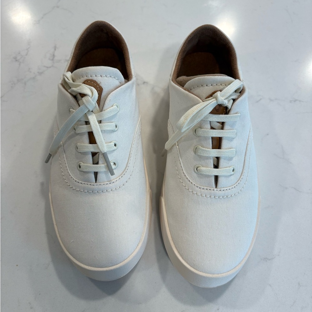 KOHU SNEAKERS 🤍